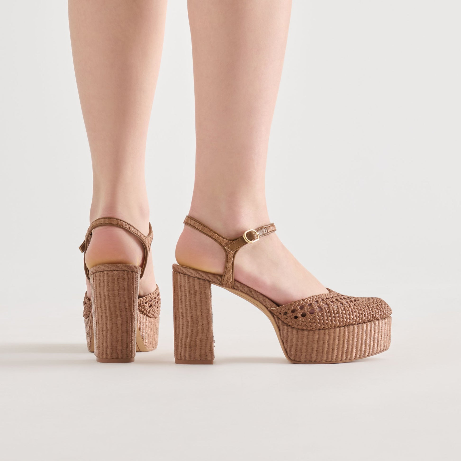 Gero Mid Brown Woven Raffia Heels Dolce Vita Outlet