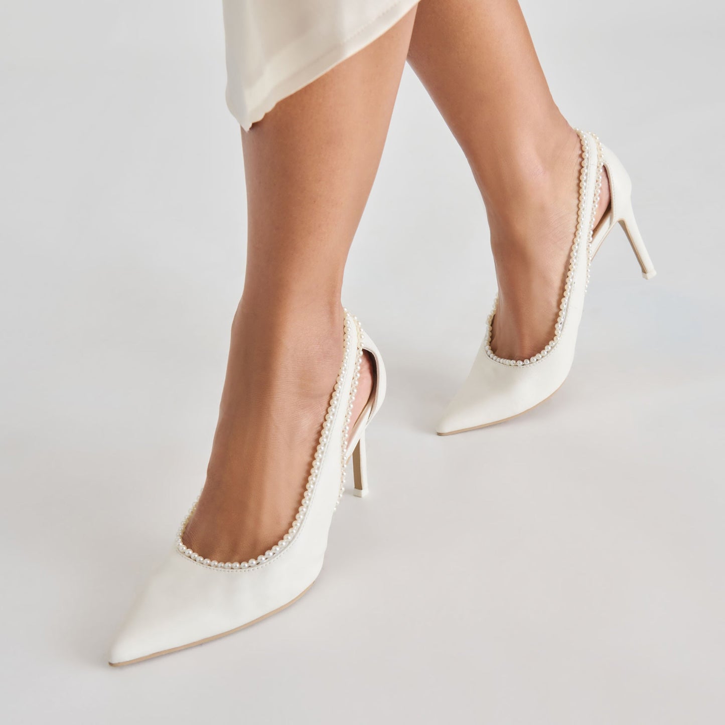 Kelson Pearl True White Leather Heels Dolce Vita Outlet