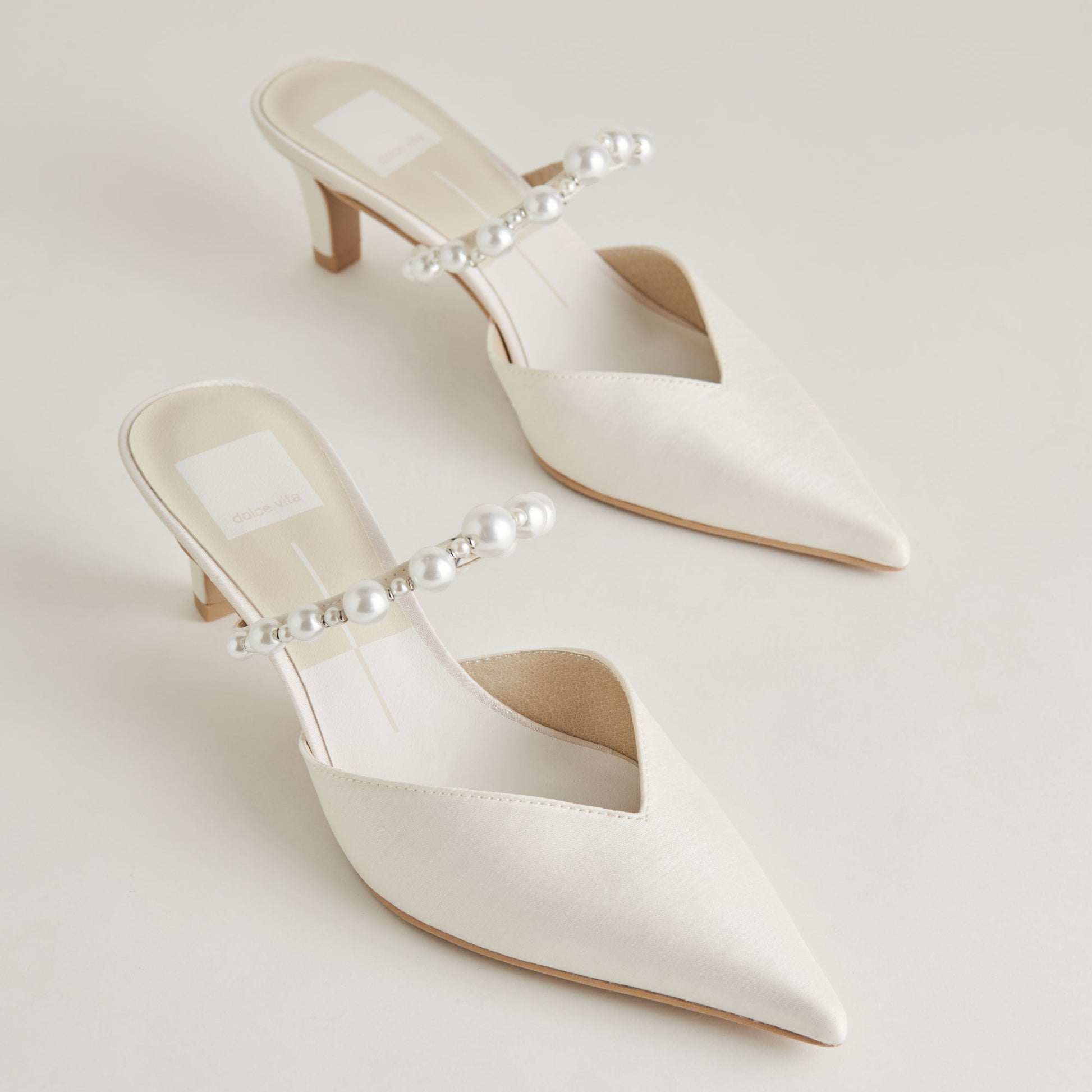 Kanika Pearl Mid Vanilla Pearl Heels Dolce Vita For sale