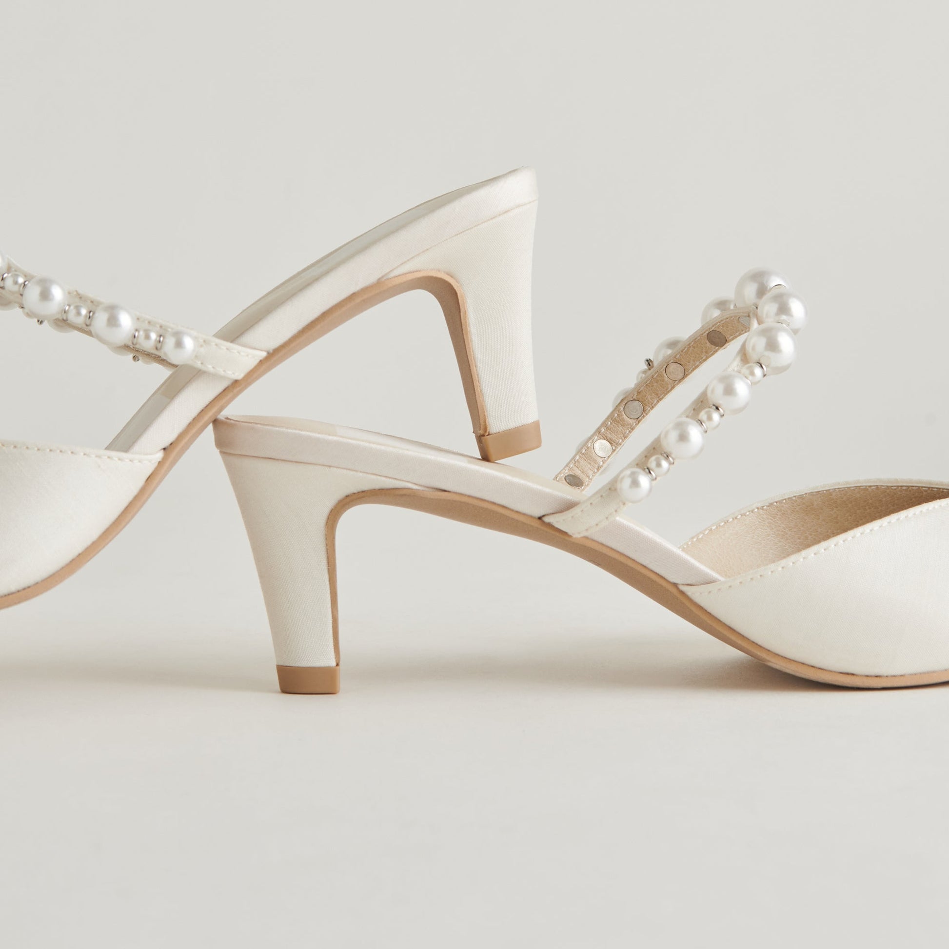 Kanika Pearl Mid Vanilla Pearl Heels Dolce Vita For sale