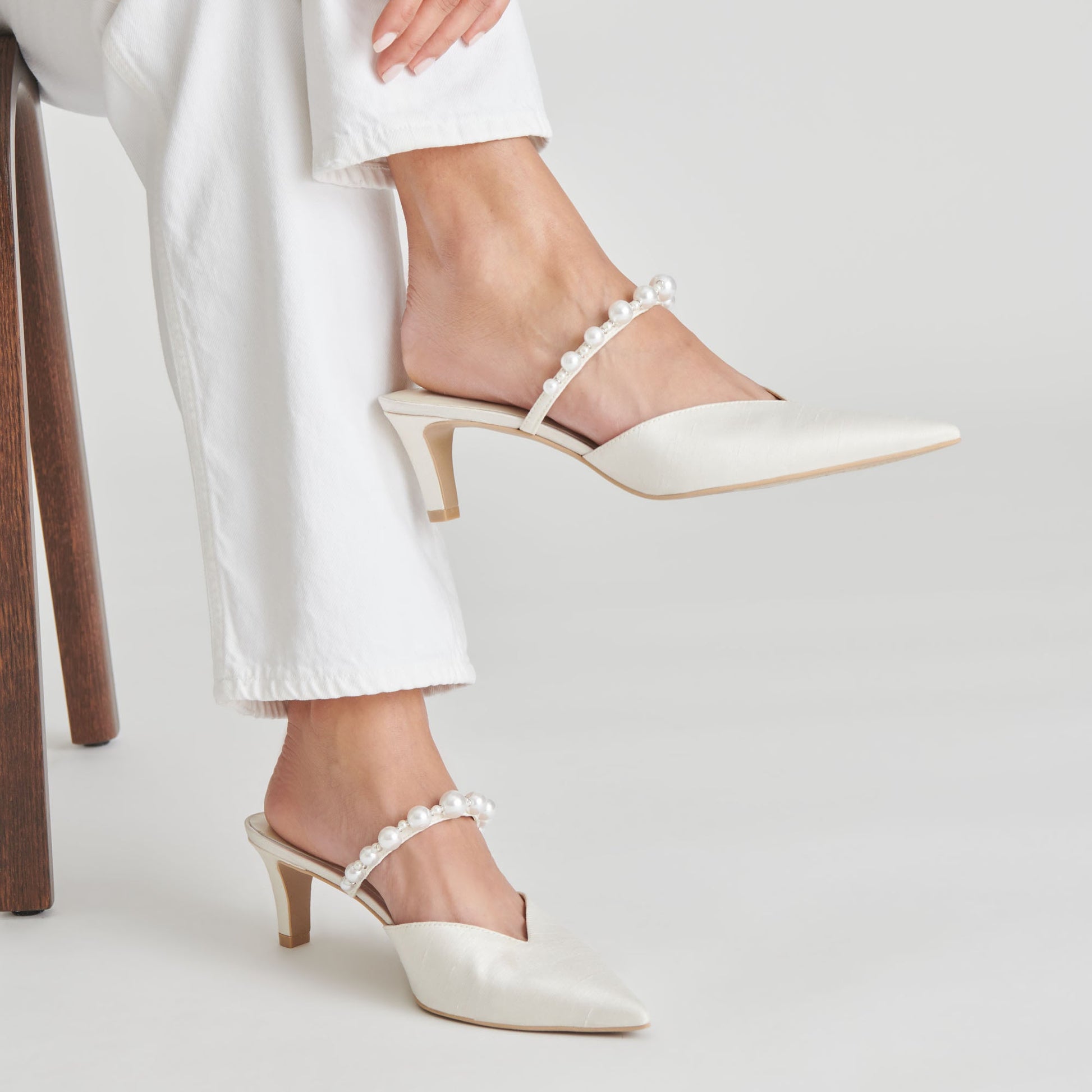 Kanika Pearl Mid Vanilla Pearl Heels Dolce Vita For sale