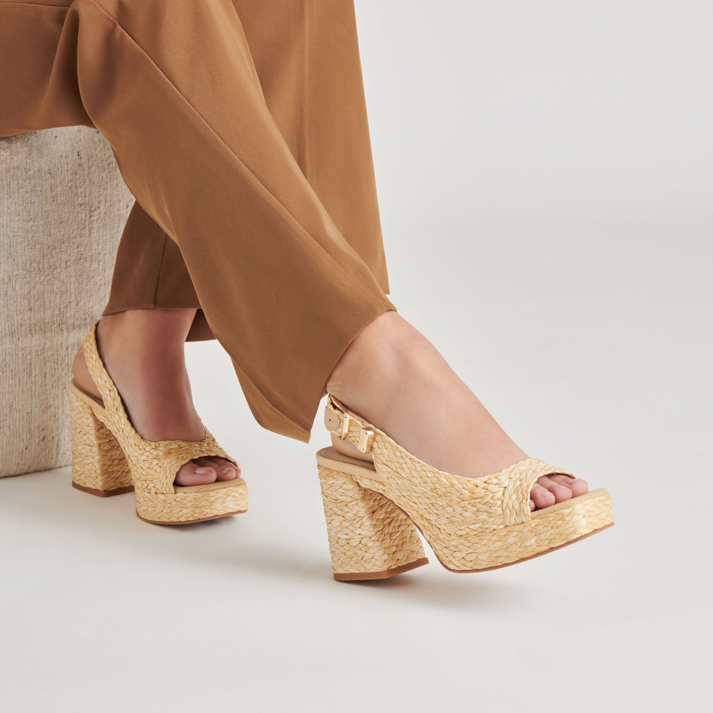 FLORES HEELS NATURAL RAFFIA
 – Dolce Vita Dolce Vita New