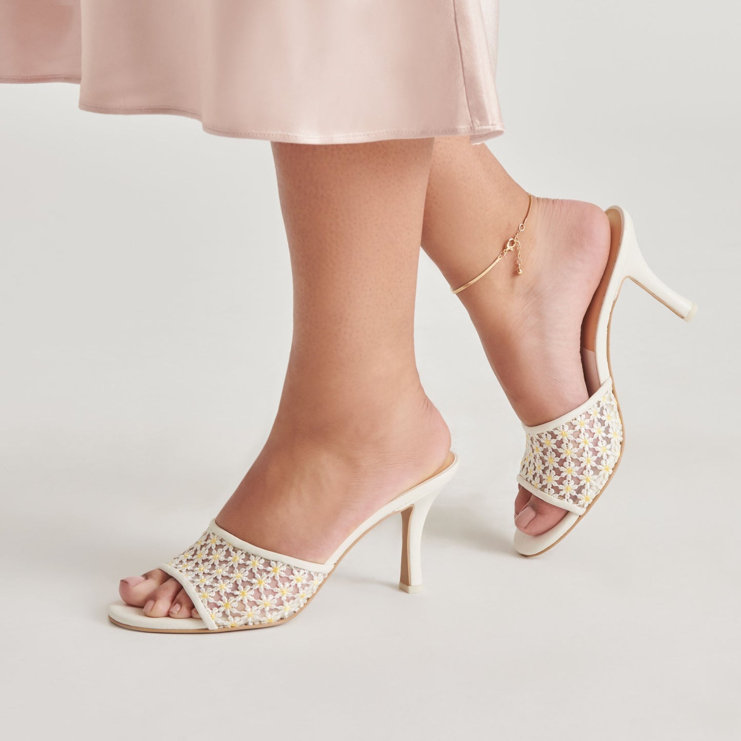 LAVENA FLORAL HEELS WHITE YELLOW FLORAL MESH
 – Dolce Vita Dolce Vita On sale