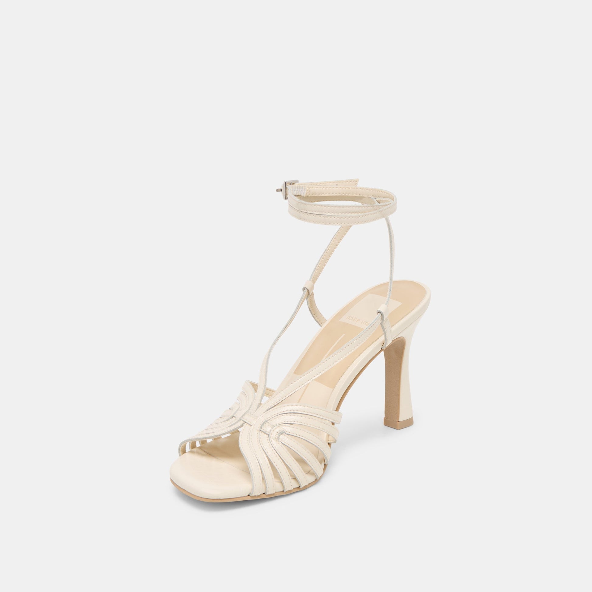Nivana Off White Crinkle Patent Heels Dolce Vita us
