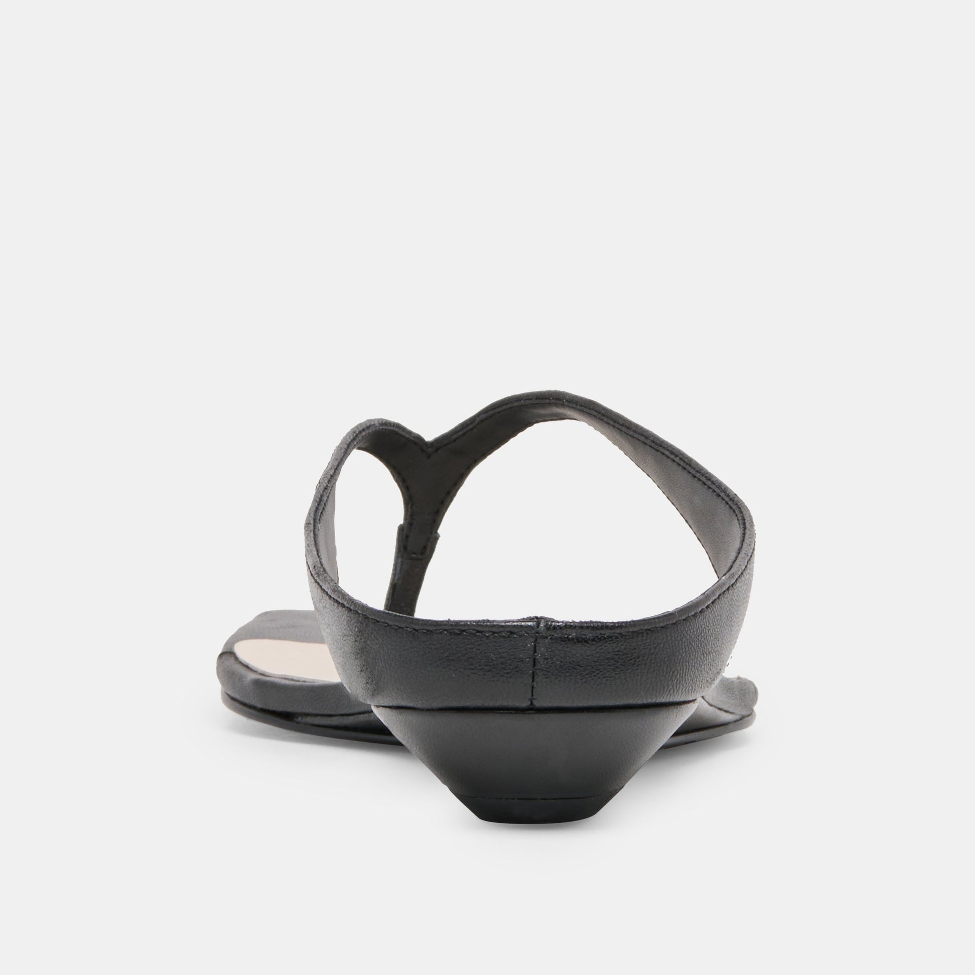 GIZEL Black Leather Thong Square-Toe Sandals Dolce Vita Online