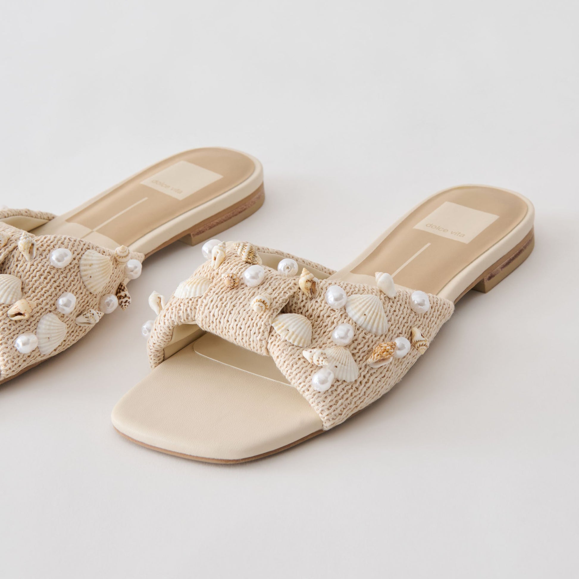 Lizza Oatmeal Beaded Raffia Sandals Dolce Vita For sale