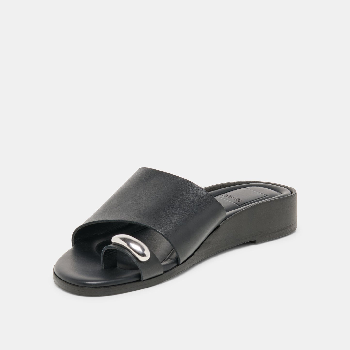 MOXY Black Leather Metal Detail Open-Toe Sandals Dolce Vita For sale