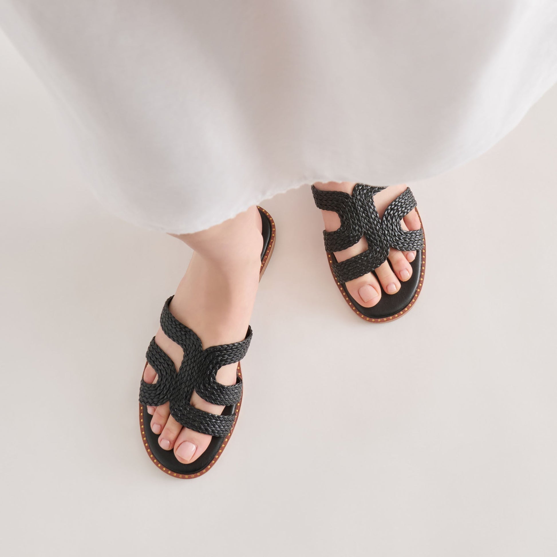 EMON Black Stella Slide Open-Toe Sandals Dolce Vita New