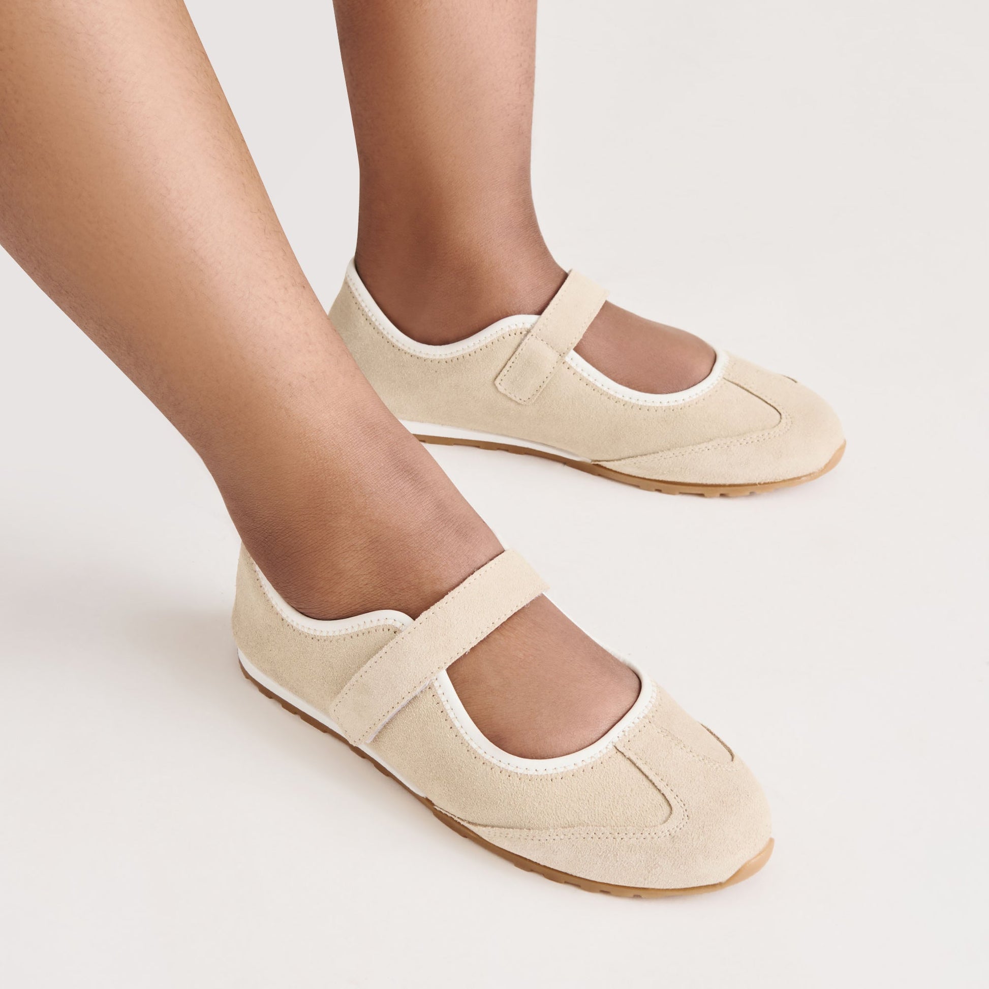 Sofya Camel Suede Sneakers Dolce Vita Discount