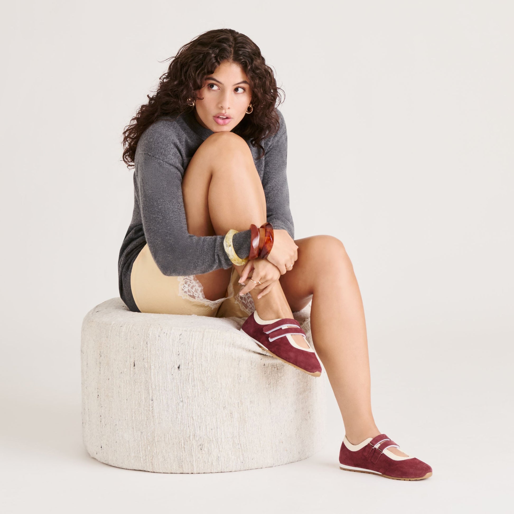 Swan Burgundy Suede Sneakers Dolce Vita us