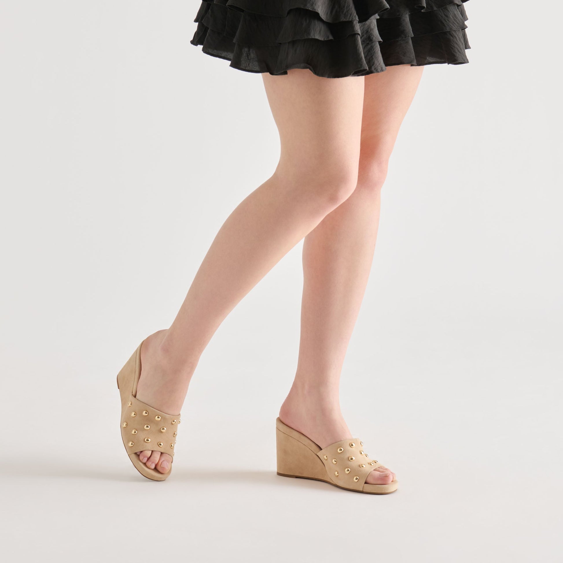 Holta Stud Camel Suede Wedges Dolce Vita Online