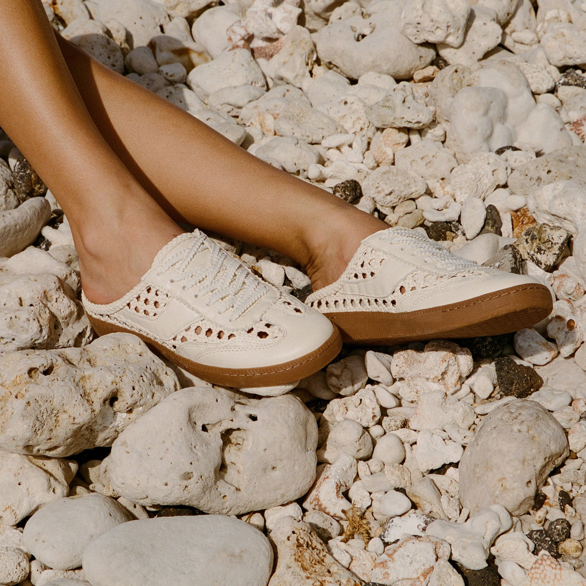 Notice Slide Woven Off White Woven Stella Sneakers Dolce Vita Online