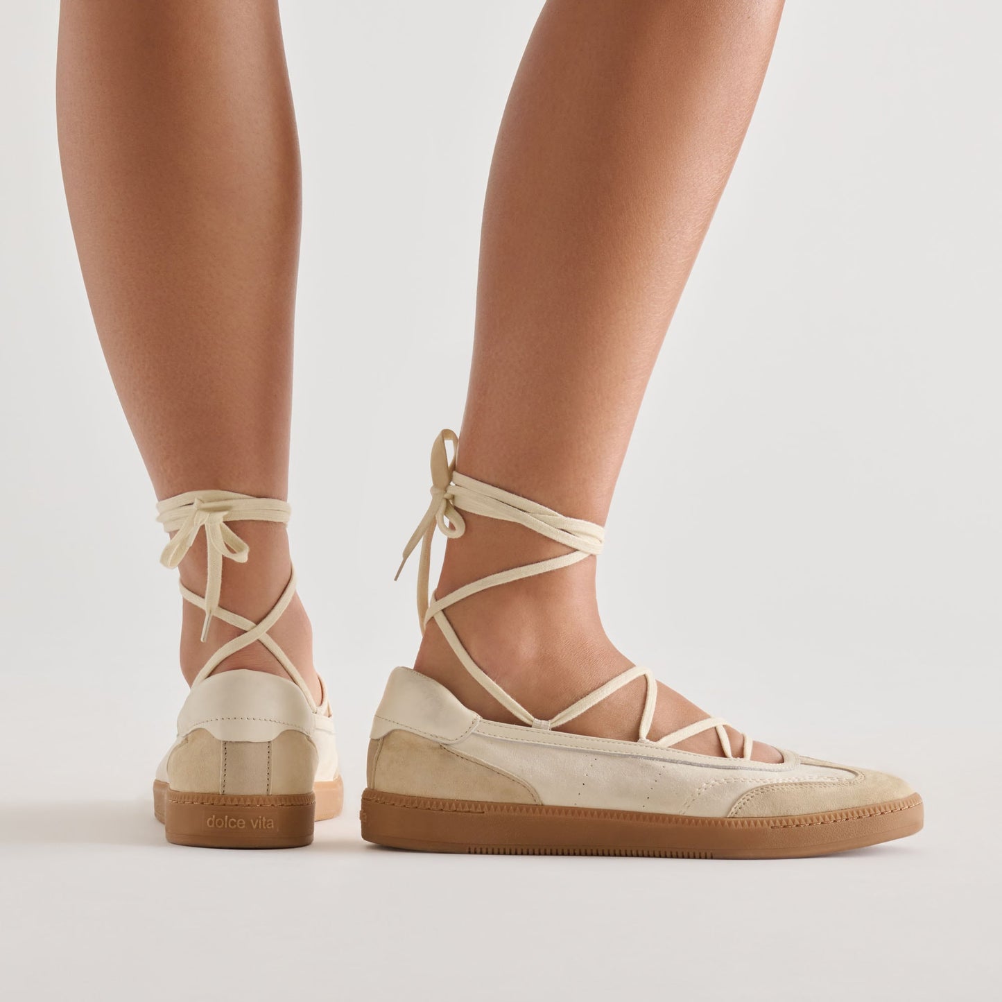 Nyomie Ivory Multi Leather Sneakers Dolce Vita us