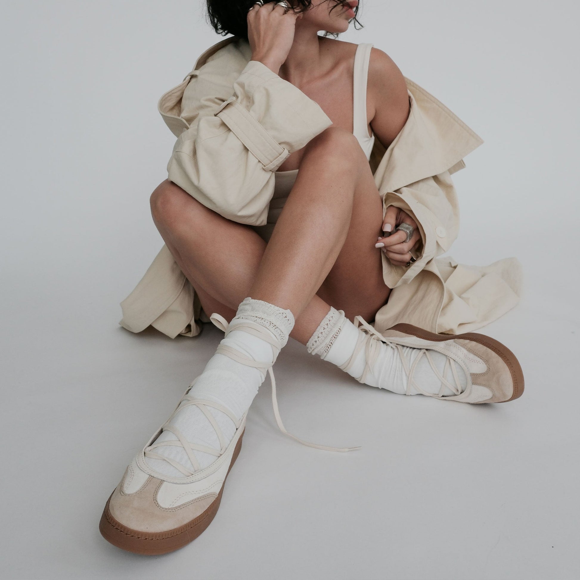 Nyomie Ivory Multi Leather Sneakers Dolce Vita us