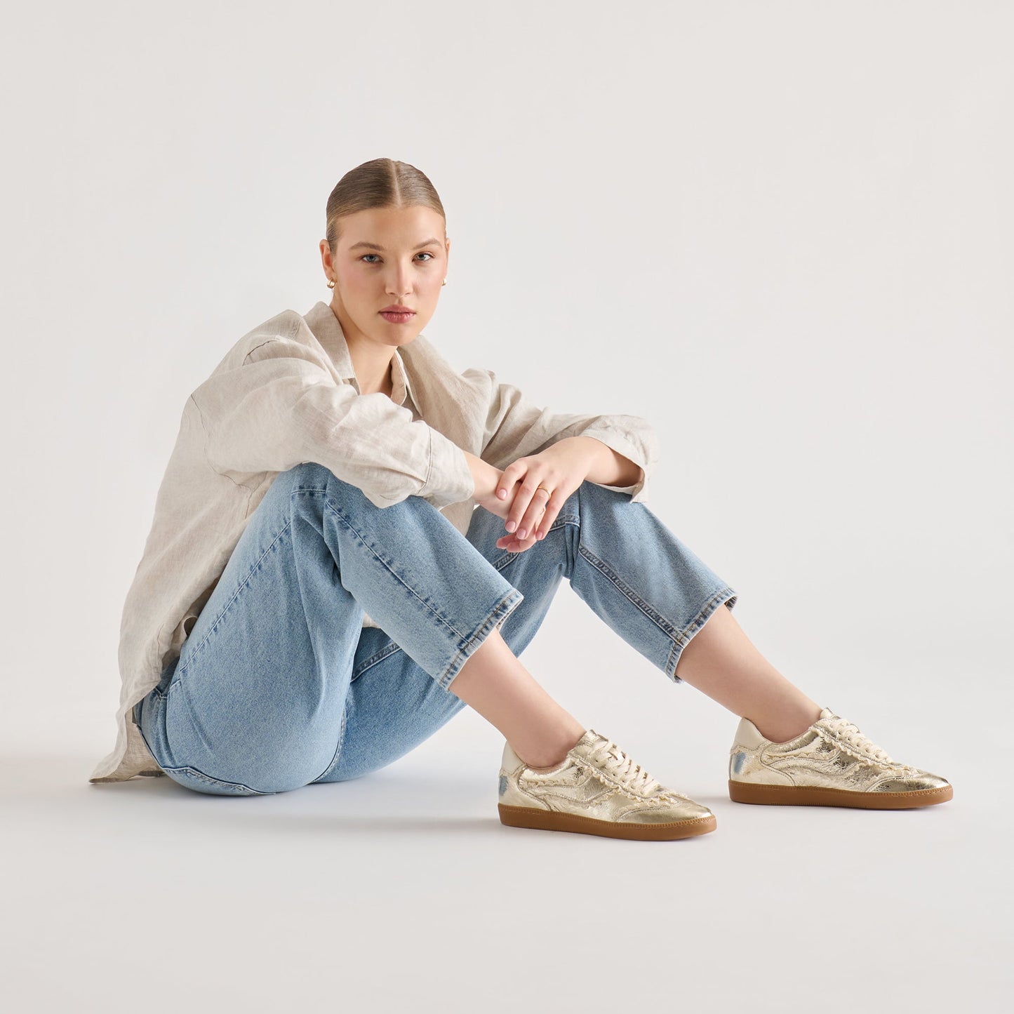 Notice Lace Platinum Distressed Leather Sneakers Dolce Vita us