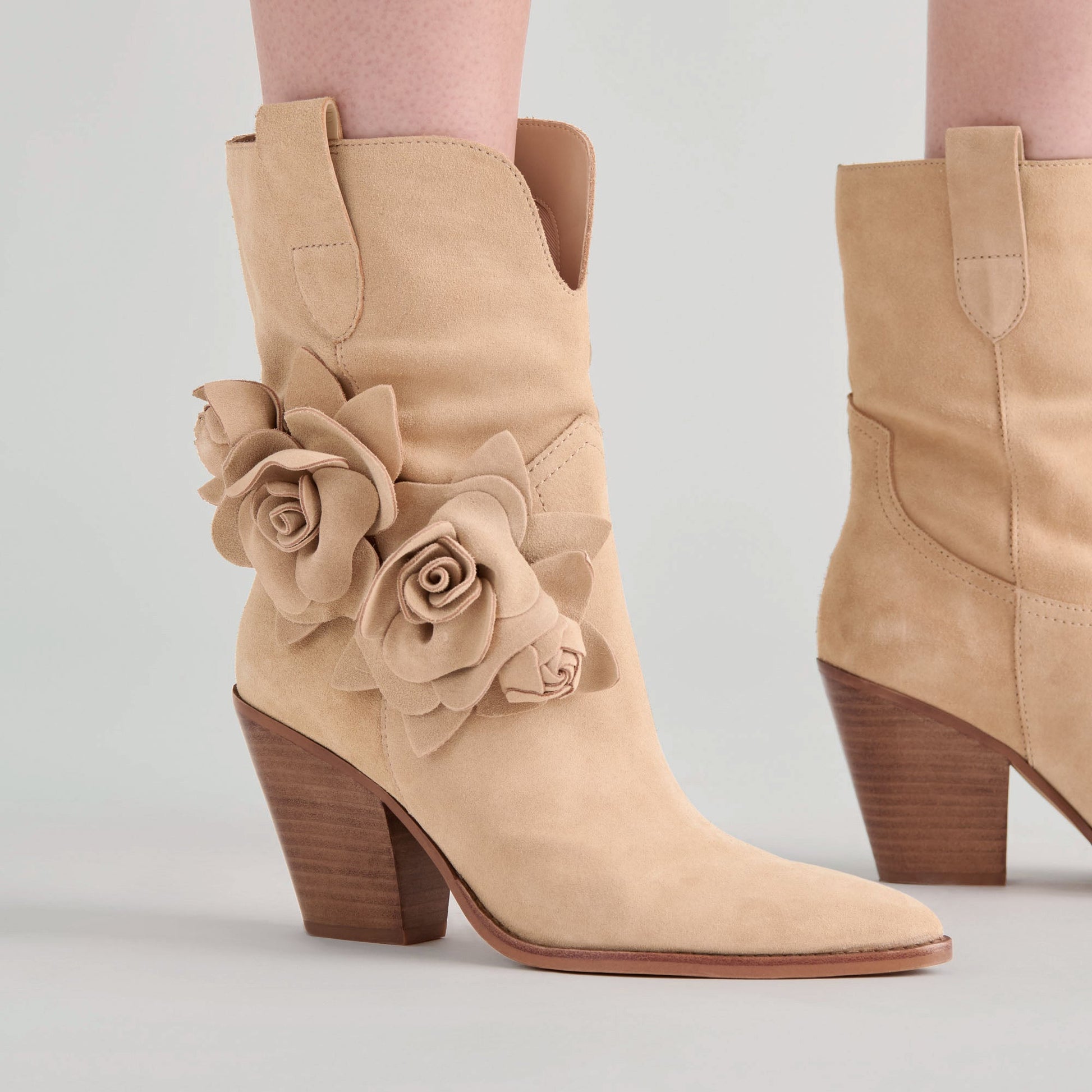 Jakel Camel Suede Boots Dolce Vita New