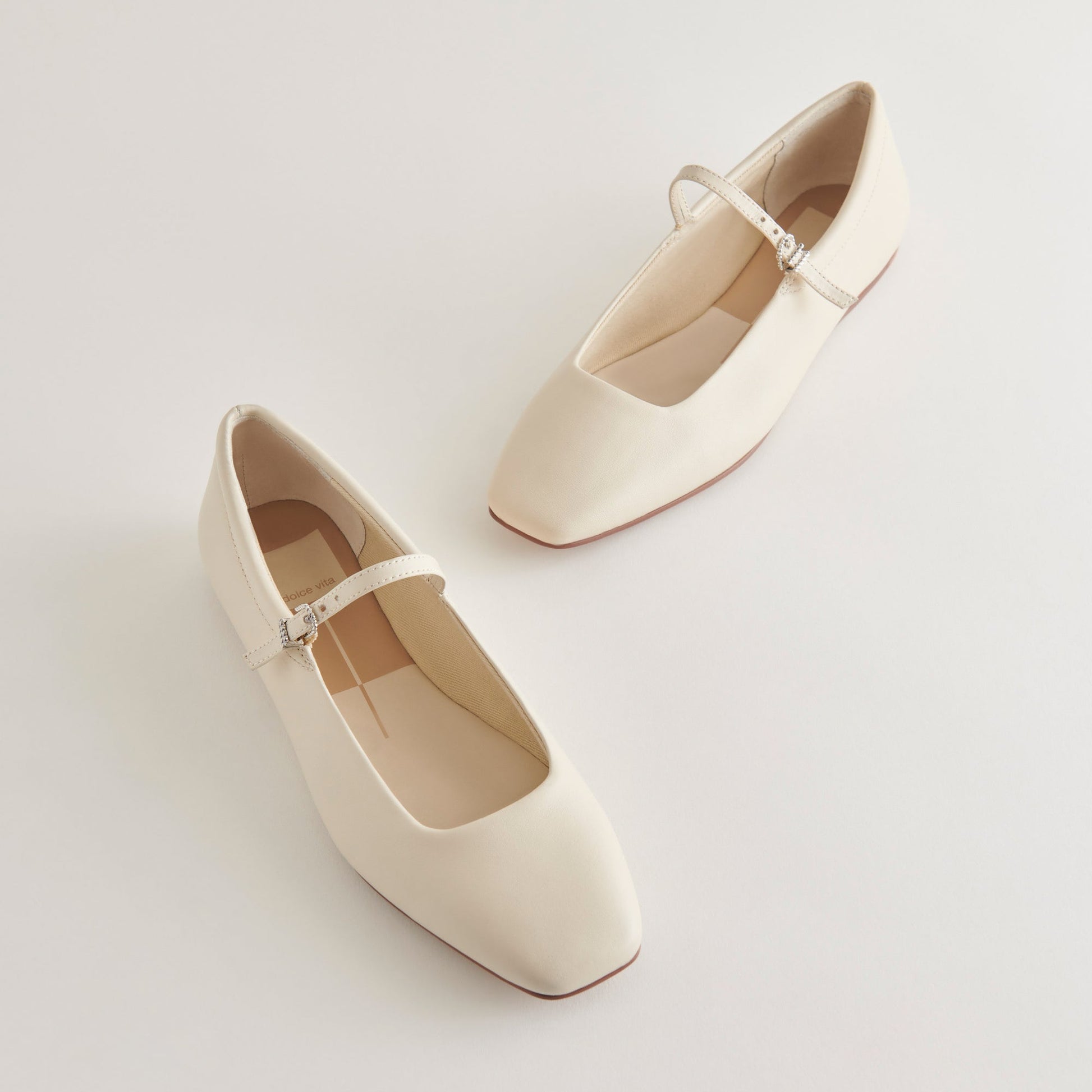 Reyes Ivory Leather Ballet Flats Dolce Vita Discount