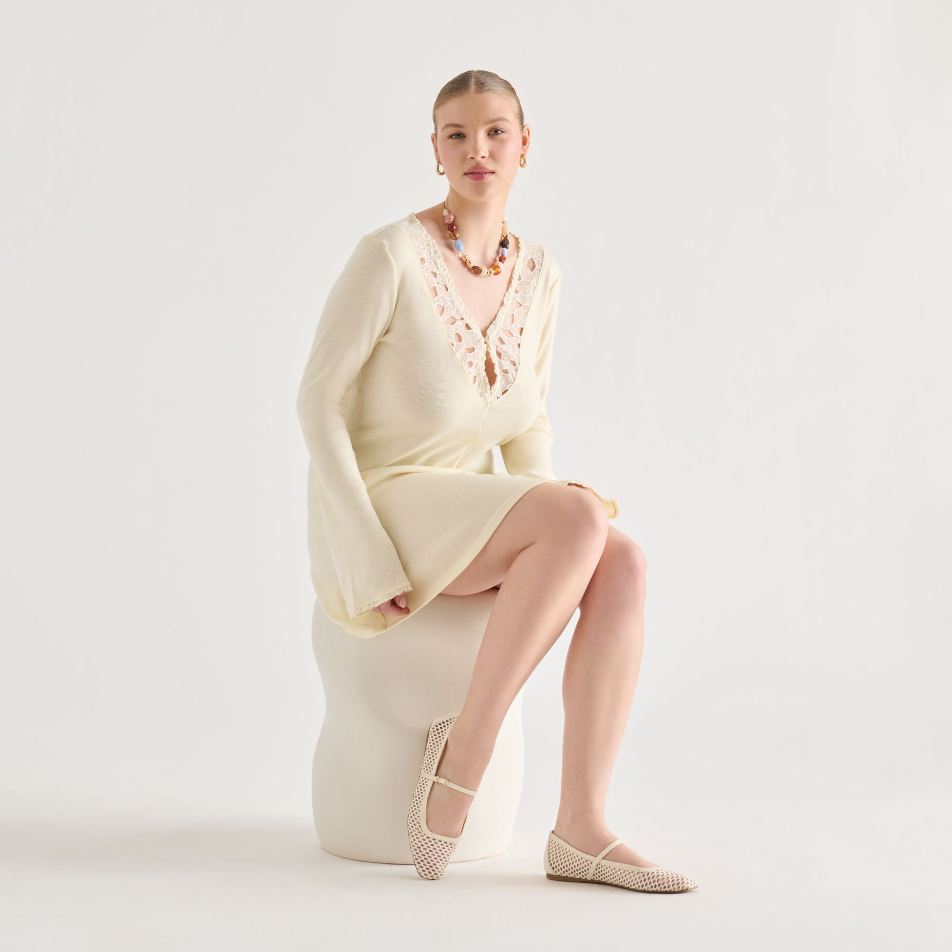 Reyes White Woven Raffia Ballet Flats Dolce Vita Outlet