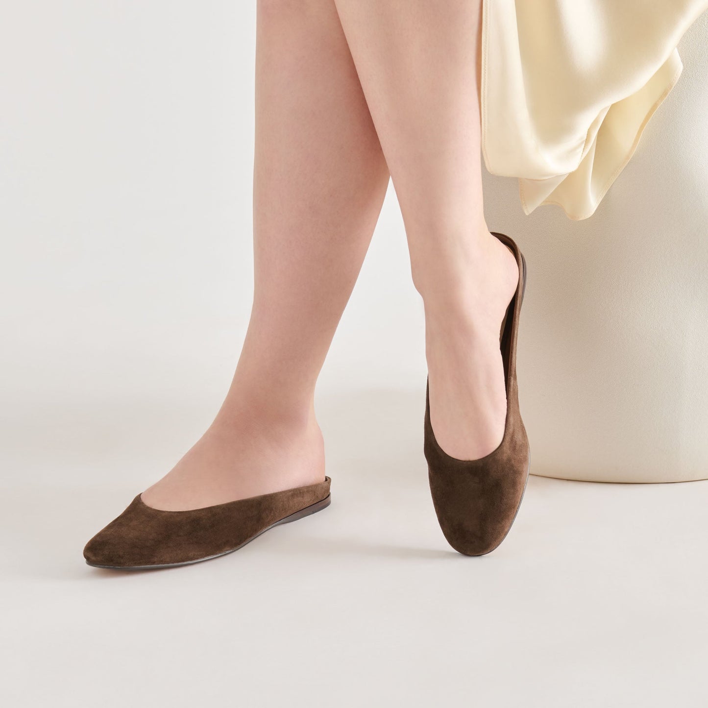 Eila Dk Brown Suede Flats Dolce Vita us