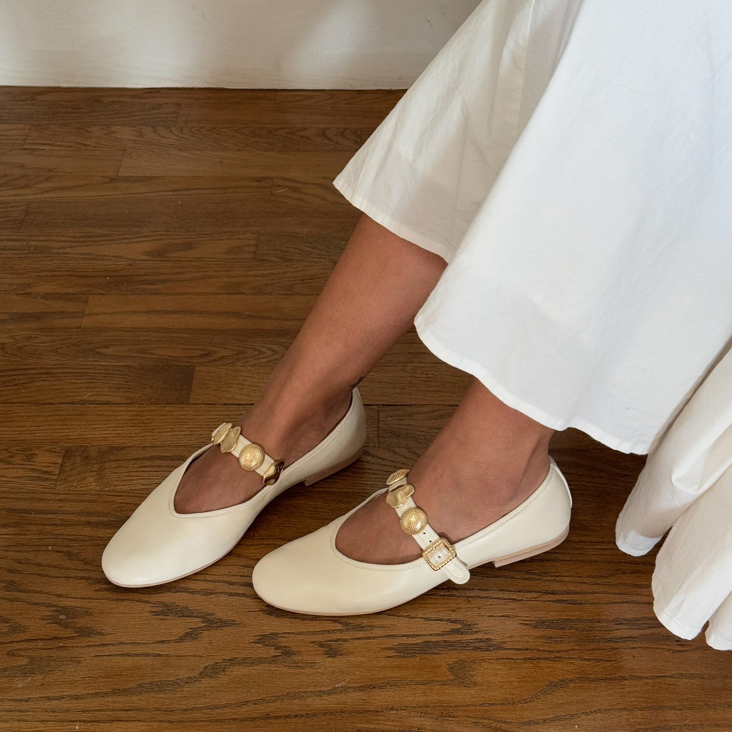 Relan Off White Leather Ballet Flats Dolce Vita us