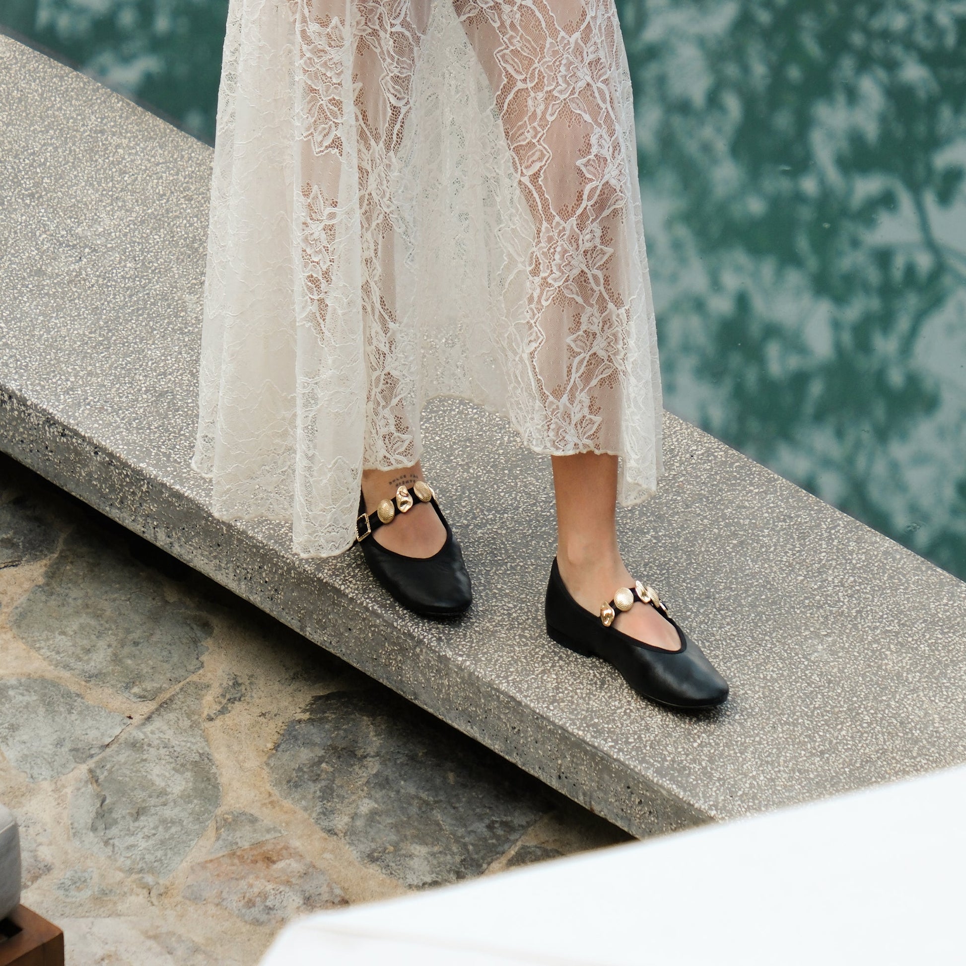 Relan Black Leather Ballet Flats Dolce Vita Discount