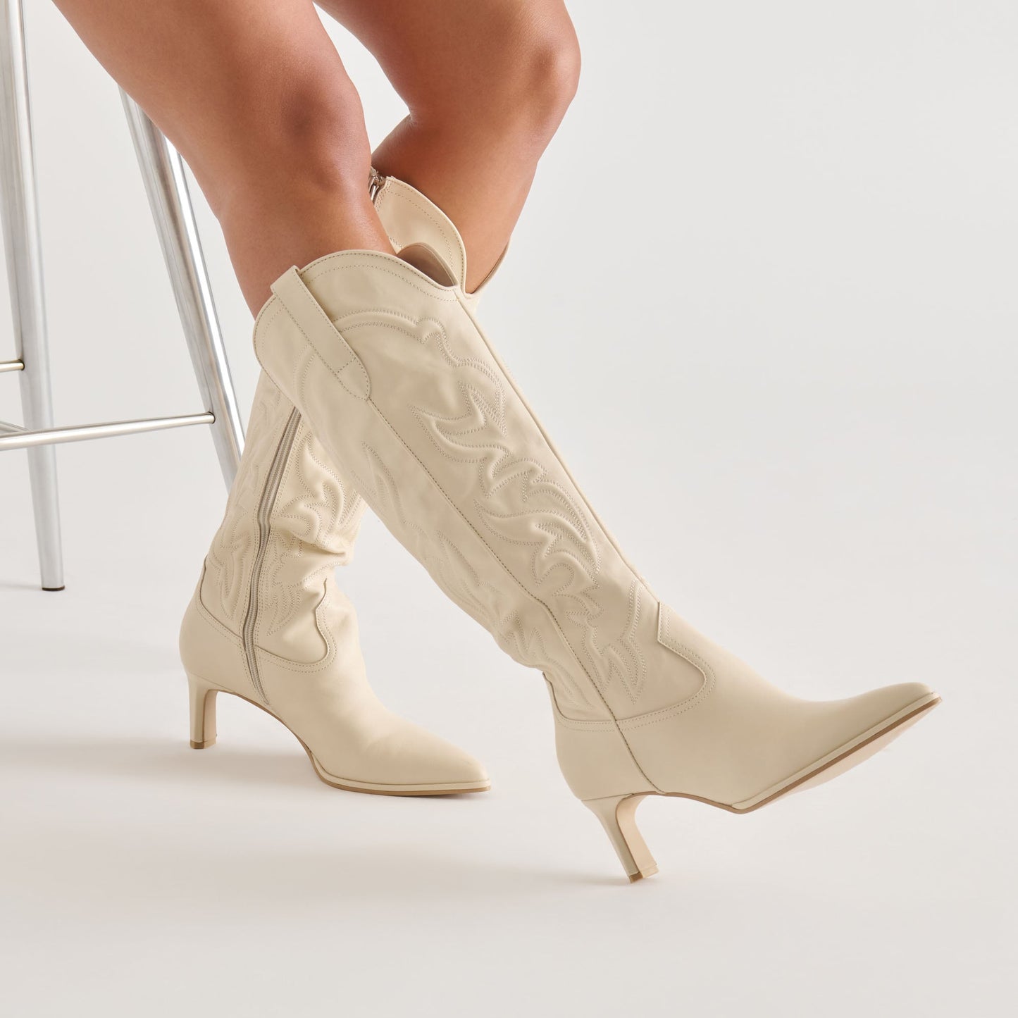 Alisa Creme Leather Boots Dolce Vita us