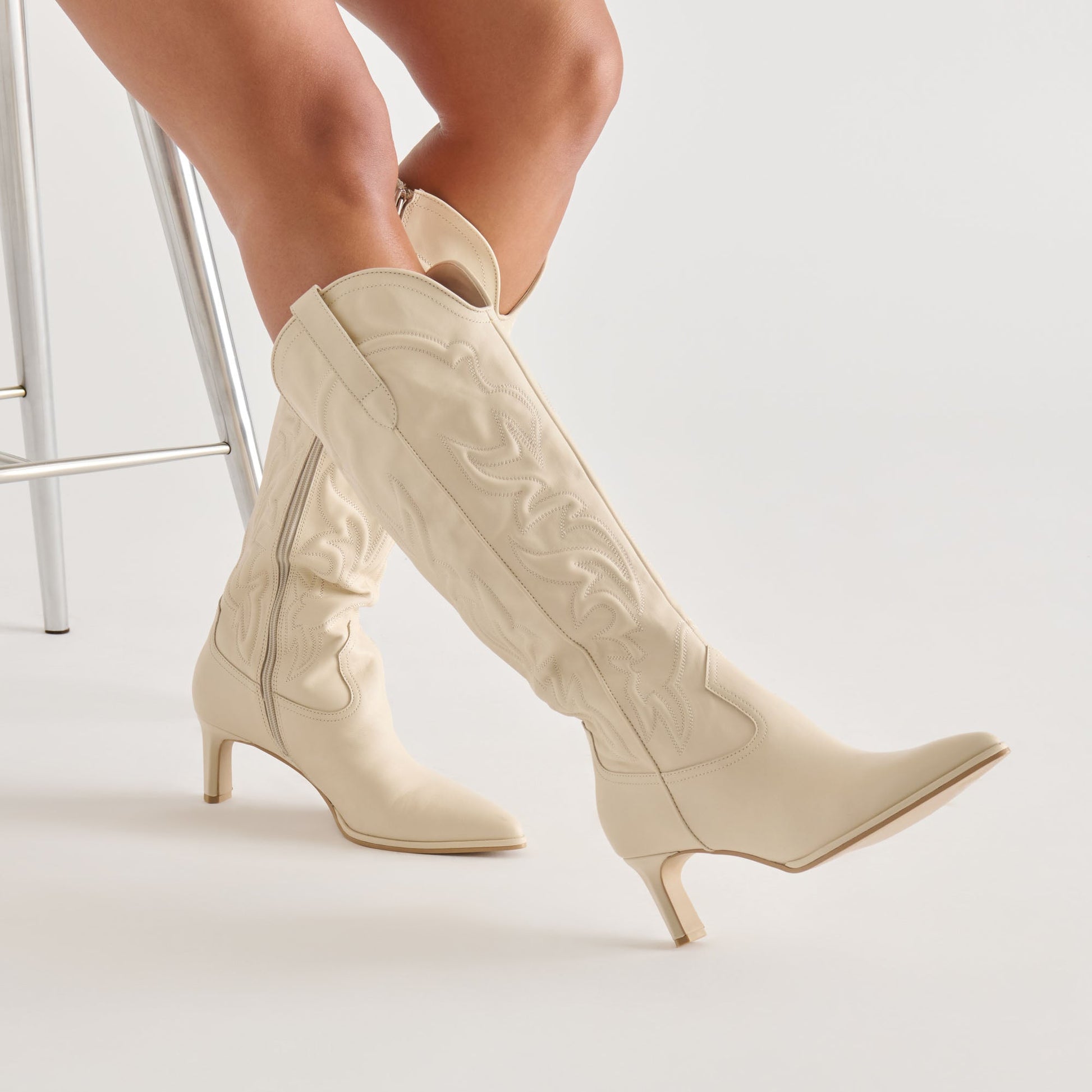 Alisa Creme Leather Boots Dolce Vita us