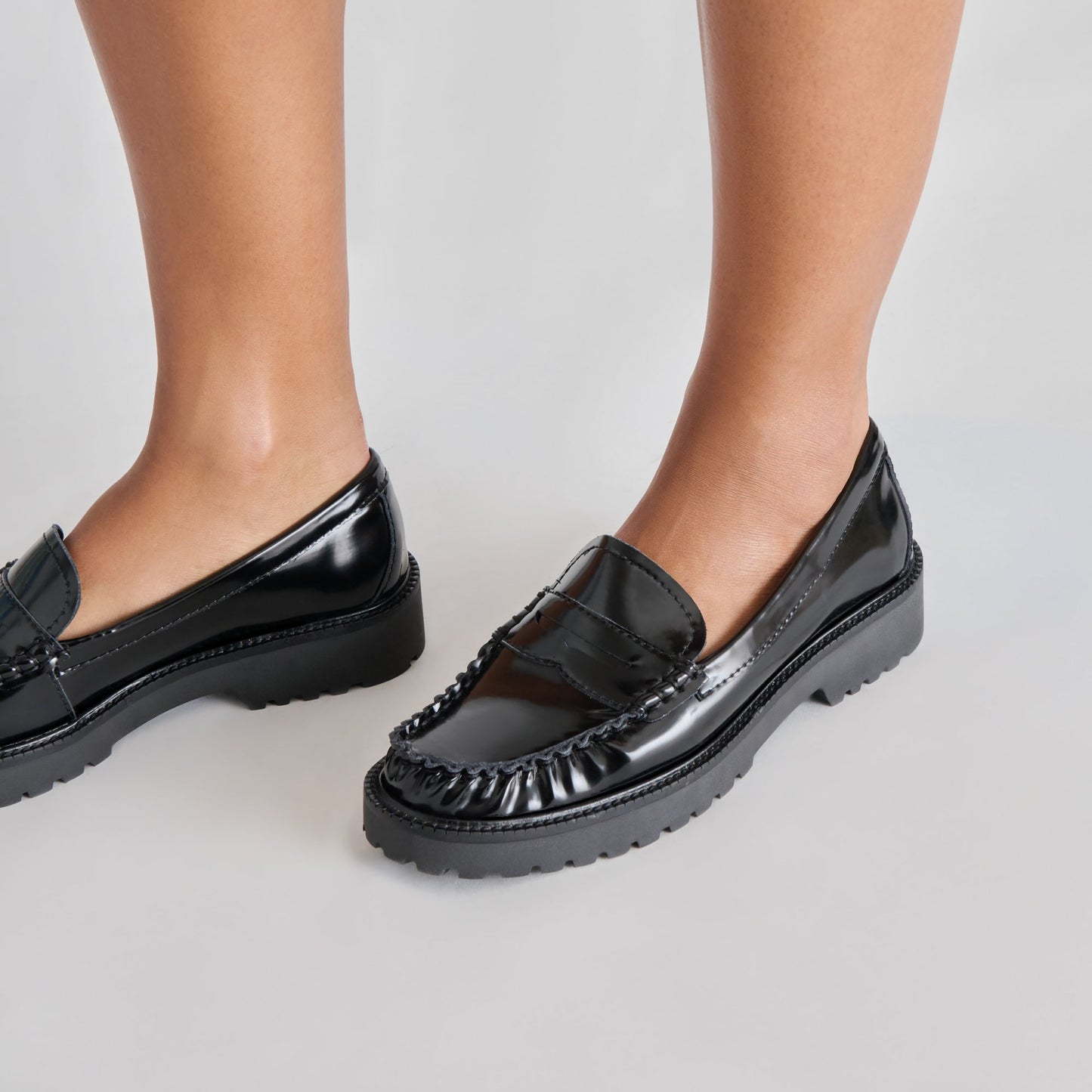 Merek Midnight Boxleather Loafers Dolce Vita us