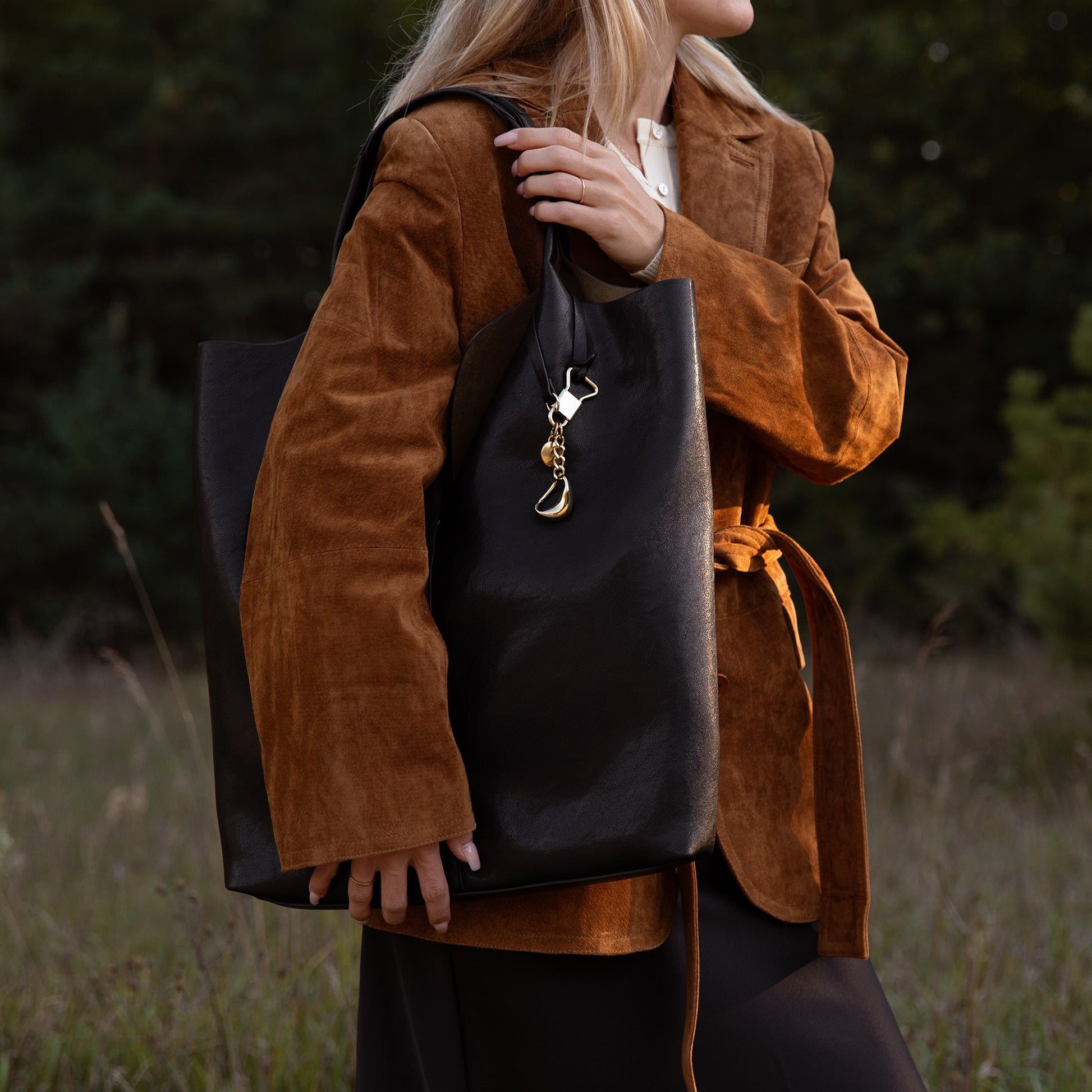 Auguste Black Stella Tote Dolce Vita us