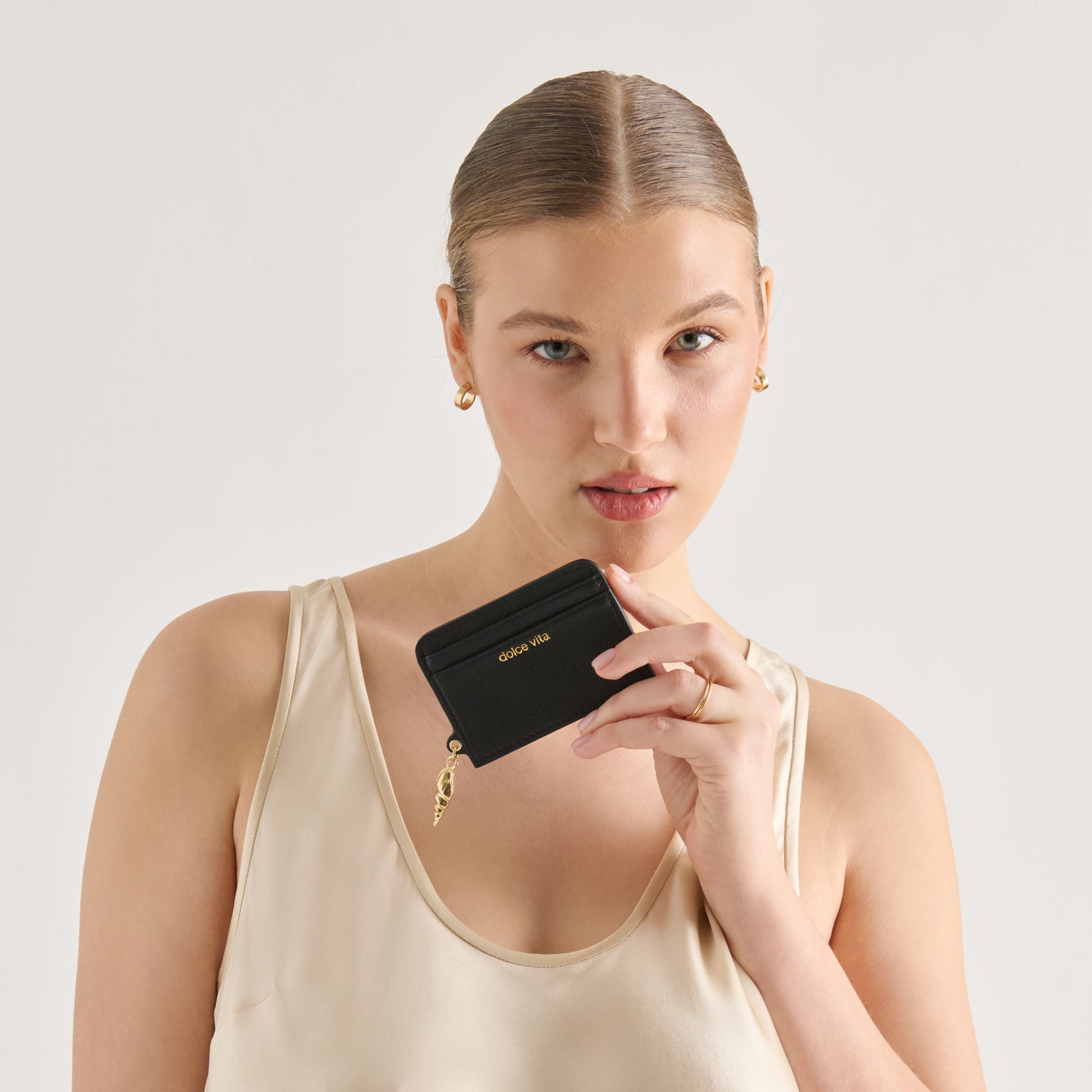 Erynn Black Stella Wallet Dolce Vita us