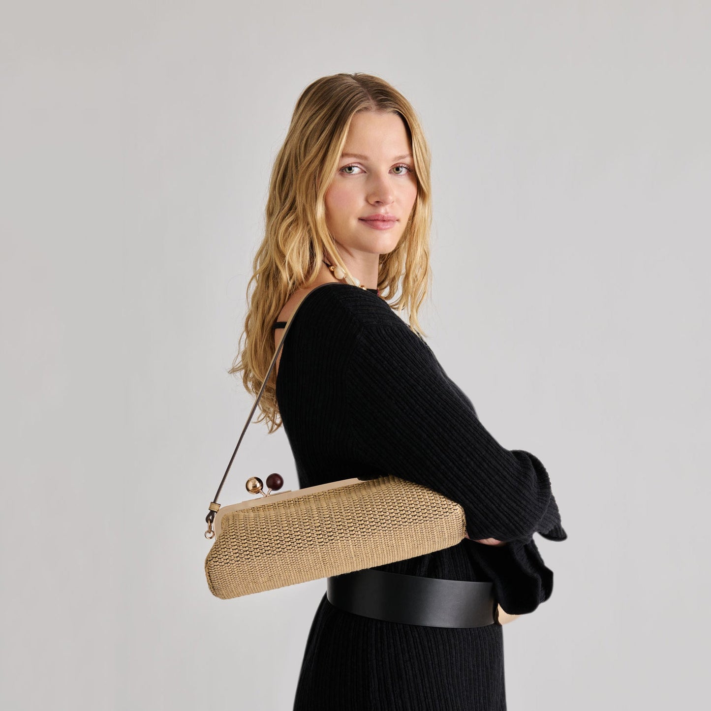 Ambriaa Natural Raffia Shoulder Bag Dolce Vita Outlet