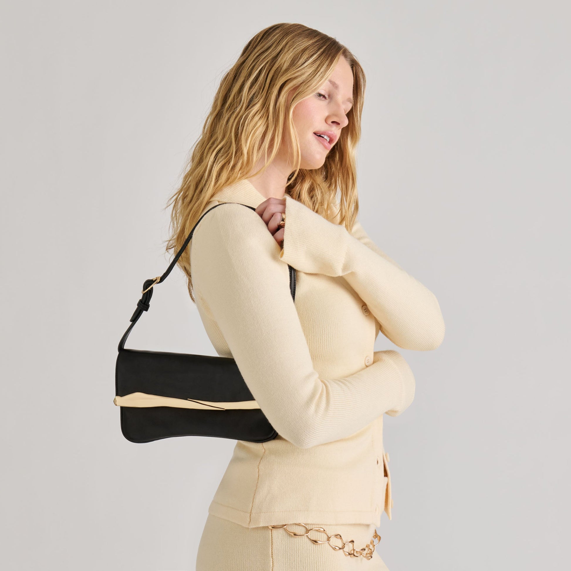 Azura Black Leather Shoulder Bag Dolce Vita Discount