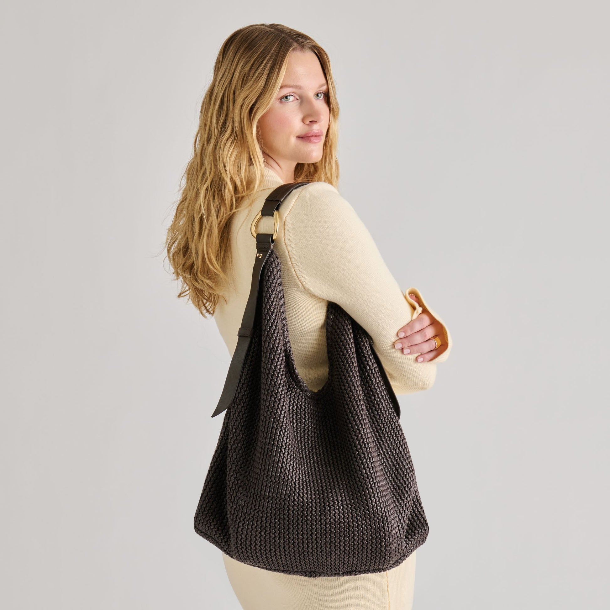 Miriel Chocolate Raffia Tote Dolce Vita For sale